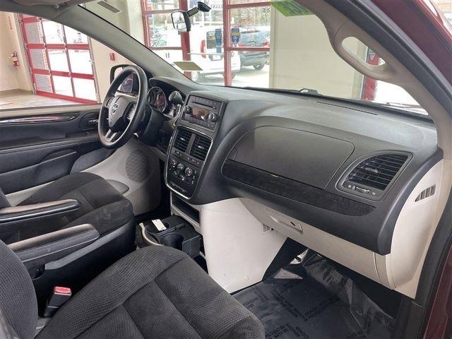 Dodge Grand Caravan SE 2017