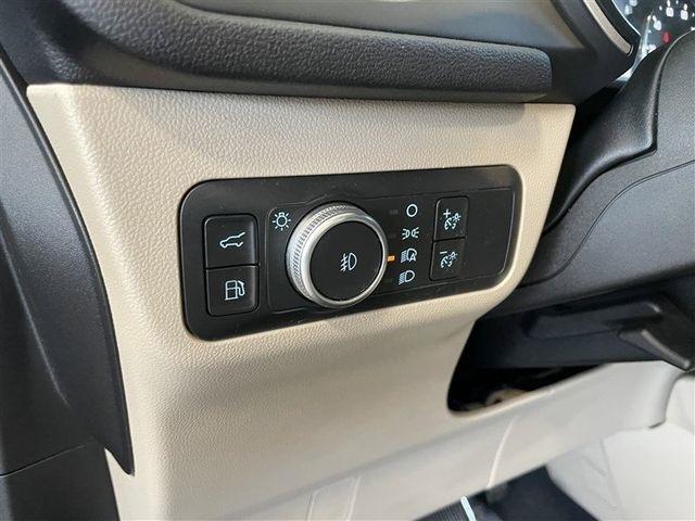 Ford Escape Hybrid SEL AWD 2022