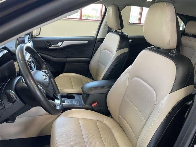 Ford Escape Hybrid SEL AWD 2022