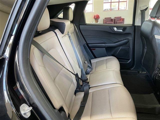 Ford Escape Hybrid SEL AWD 2022