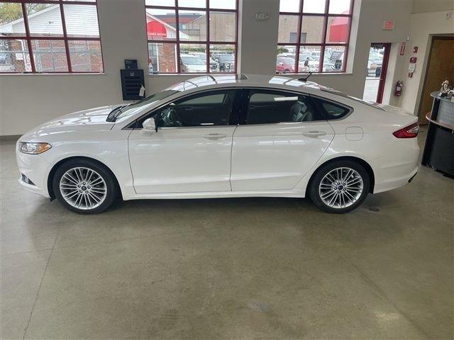 Ford Fusion SE 2014
