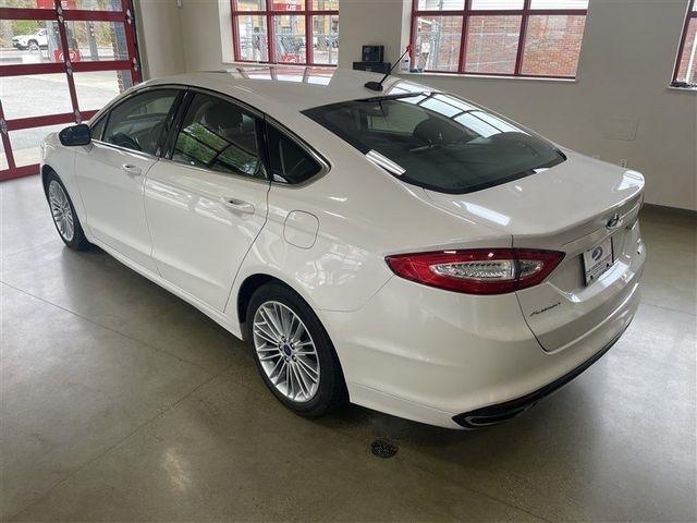 Ford Fusion SE 2014