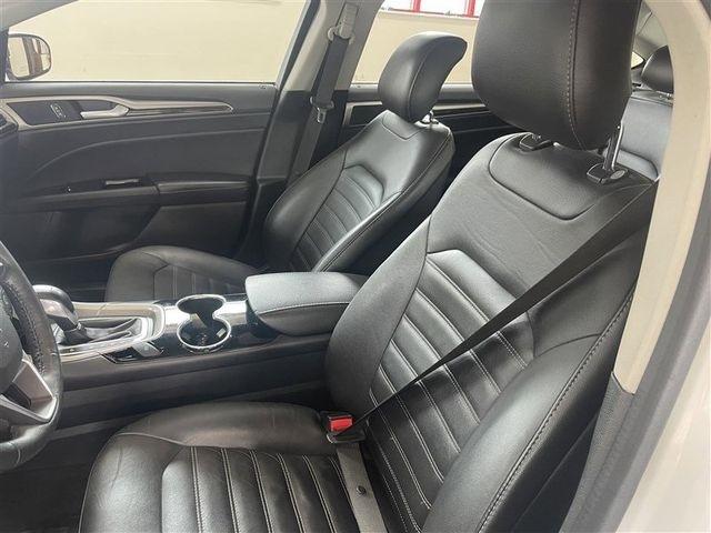 Ford Fusion SE 2014