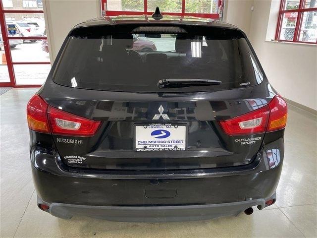 Mitsubishi Outlander Sport 2.0 ES 4WD CVT 2017