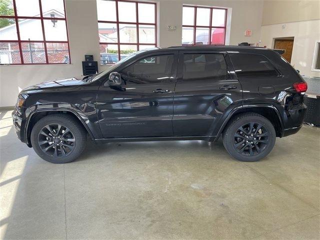 Jeep Grand Cherokee Laredo 4WD 2017