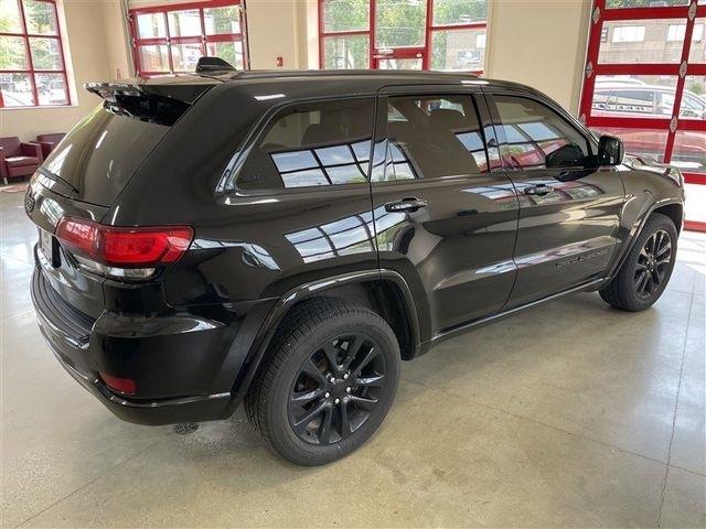 Jeep Grand Cherokee Laredo 4WD 2017