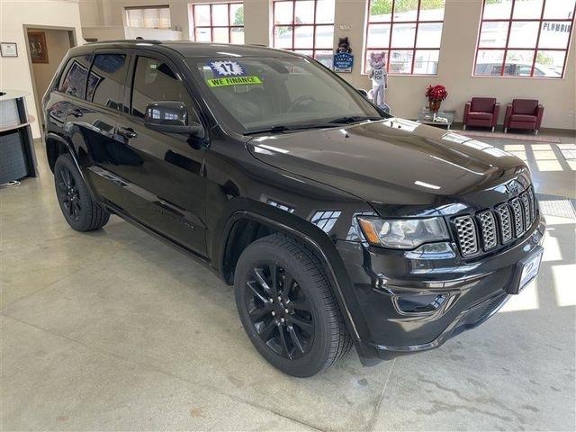 Jeep Grand Cherokee Laredo 4WD 2017