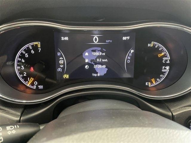Jeep Grand Cherokee Laredo 4WD 2017