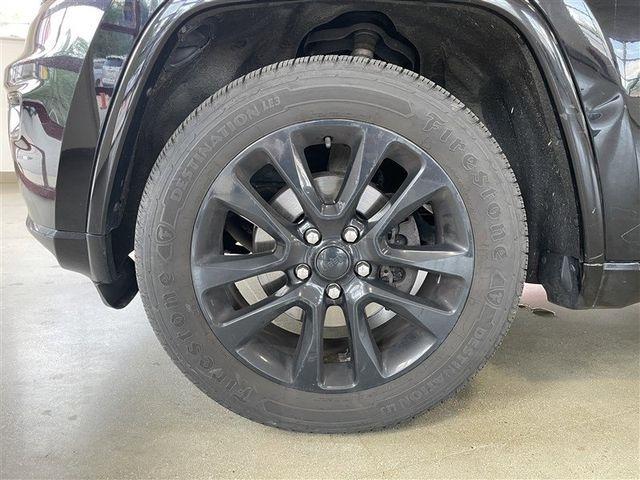 Jeep Grand Cherokee Laredo 4WD 2017