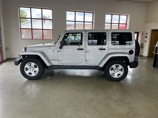 Jeep Wrangler Unlimited Sahara 4WD 2012