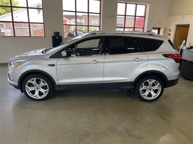 Ford Escape Titanium 4WD 2019