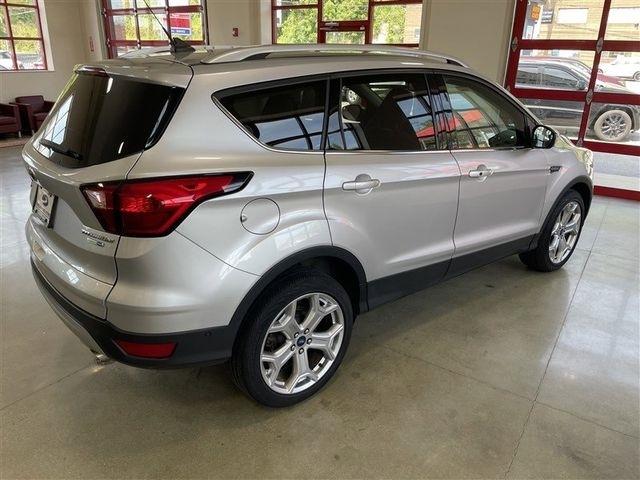 Ford Escape Titanium 4WD 2019
