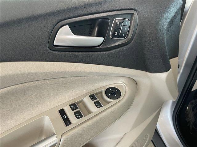 Ford Escape Titanium 4WD 2019