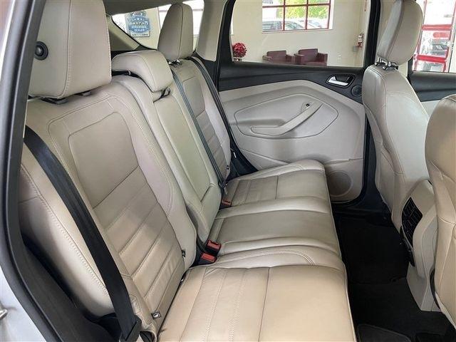 Ford Escape Titanium 4WD 2019