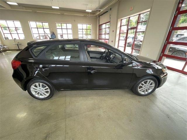 Kia Forte 5-Door EX 2012