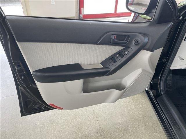 Kia Forte 5-Door EX 2012