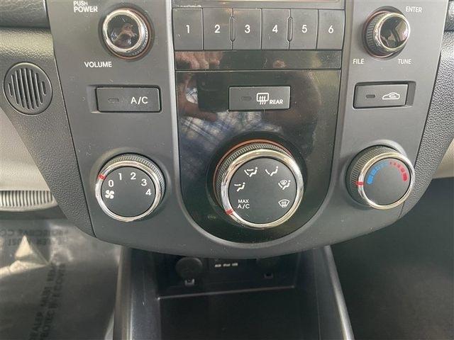 Kia Forte 5-Door EX 2012