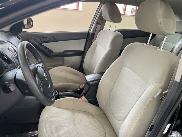 Kia Forte 5-Door EX 2012