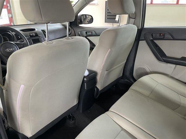 Kia Forte 5-Door EX 2012