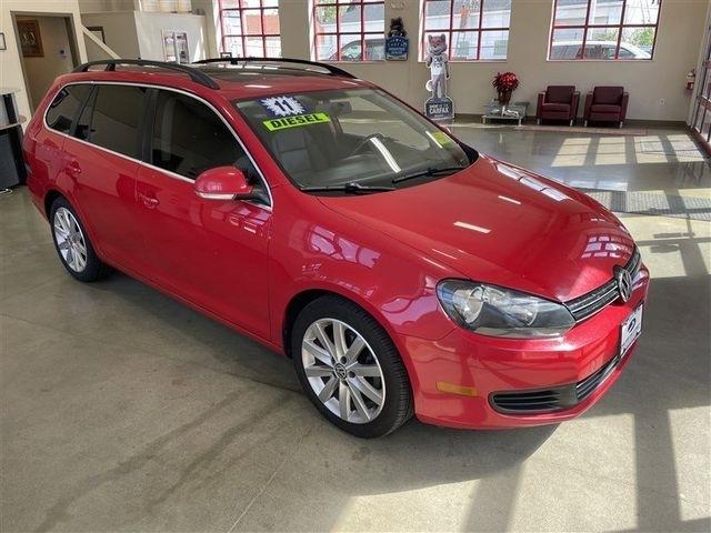 Volkswagen Jetta SportWagen 2.0L TDI 2011