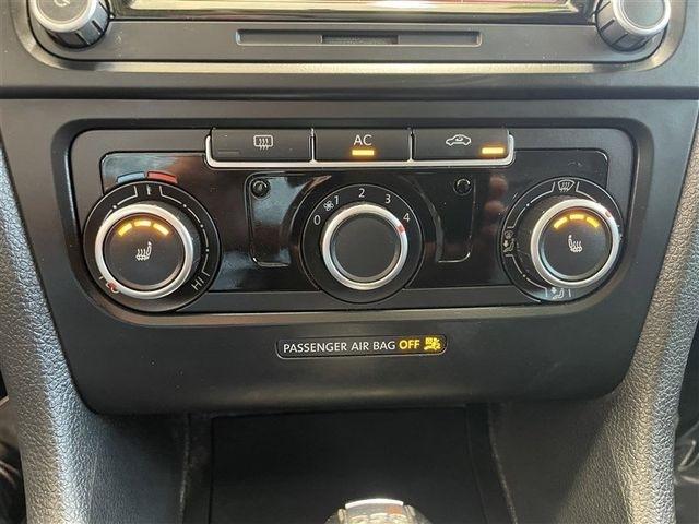Volkswagen Jetta SportWagen 2.0L TDI 2011