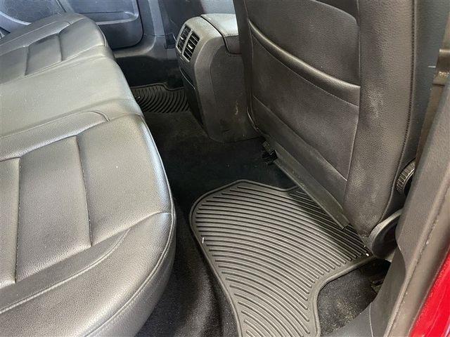 Volkswagen Jetta SportWagen 2.0L TDI 2011