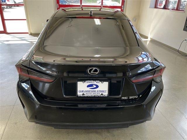 Lexus RC 300 F SPORT 2022
