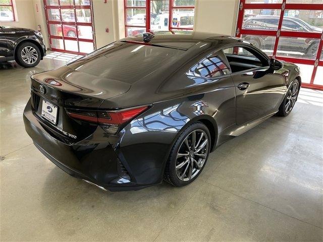 Lexus RC 300 F SPORT 2022