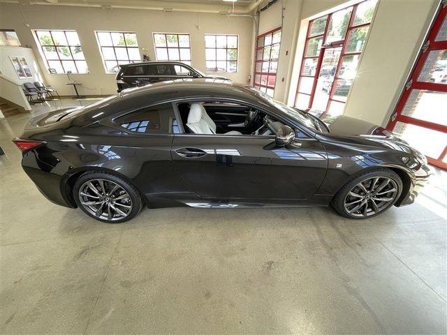 Lexus RC 300 F SPORT 2022