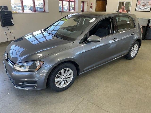 Volkswagen Golf TSI S 6A 2016