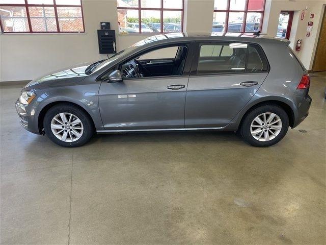 Volkswagen Golf TSI S 6A 2016
