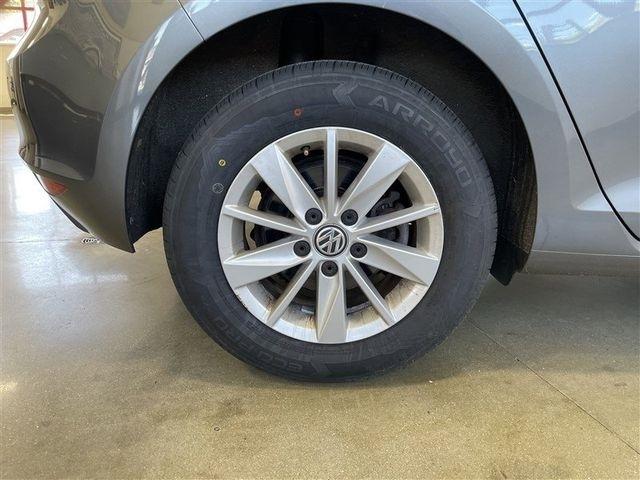Volkswagen Golf TSI S 6A 2016