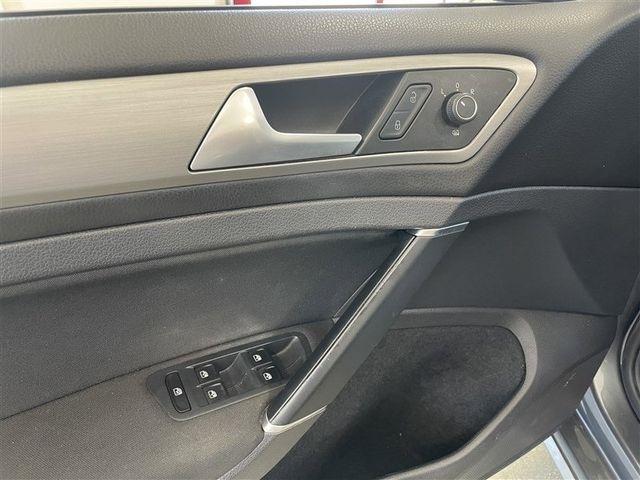 Volkswagen Golf TSI S 6A 2016