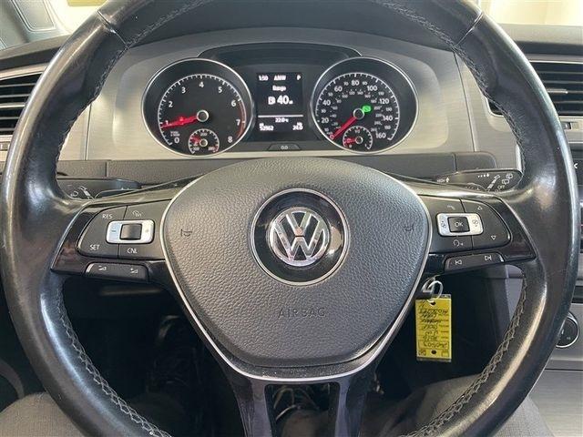 Volkswagen Golf TSI S 6A 2016