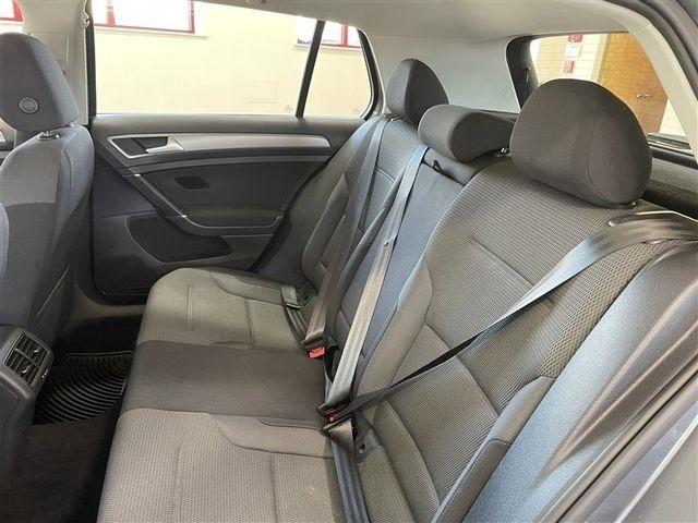 Volkswagen Golf TSI S 6A 2016