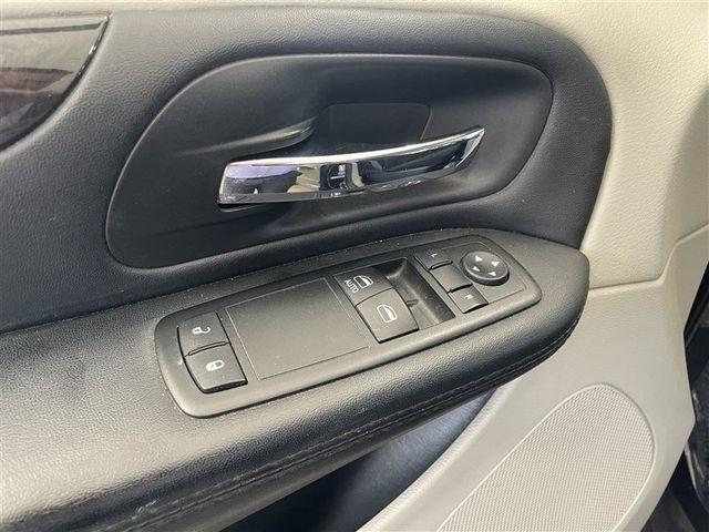 Dodge Grand Caravan SE 2015