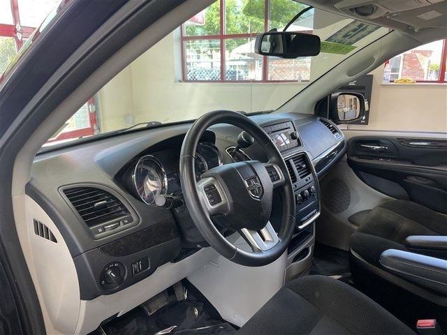 Dodge Grand Caravan SE 2015
