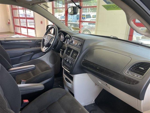 Dodge Grand Caravan SE 2015