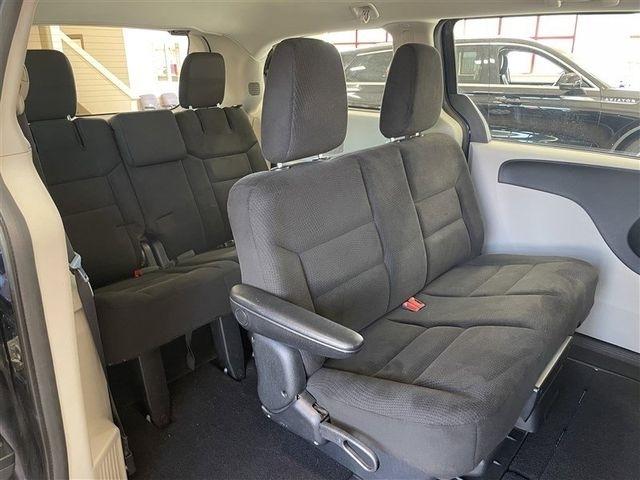 Dodge Grand Caravan SE 2015