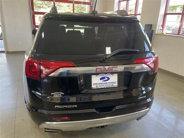 GMC Acadia Denali AWD 2017