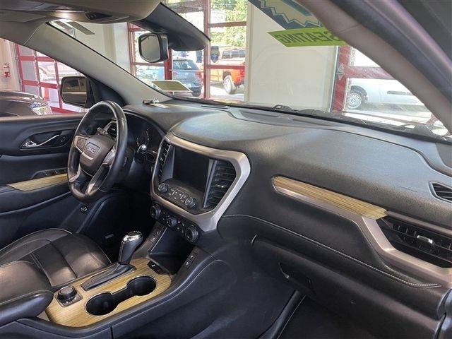 GMC Acadia Denali AWD 2017