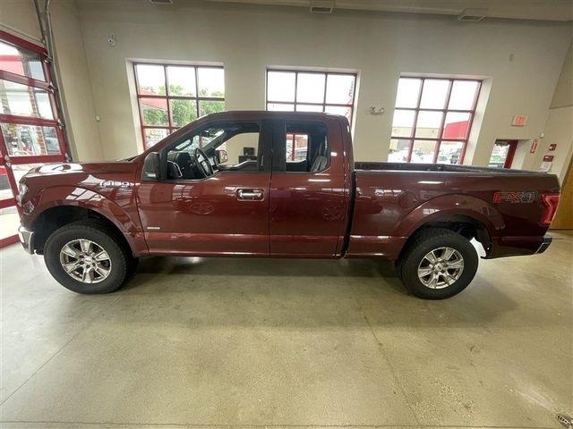 Ford F-150 XLT SuperCab 8-ft. Bed 4WD 2016