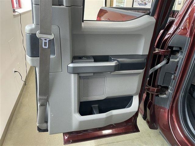 Ford F-150 XLT SuperCab 8-ft. Bed 4WD 2016