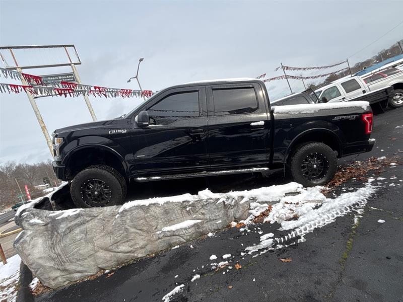 Ford F-150 XL SuperCrew 5.5-ft. Bed 4WD 2016