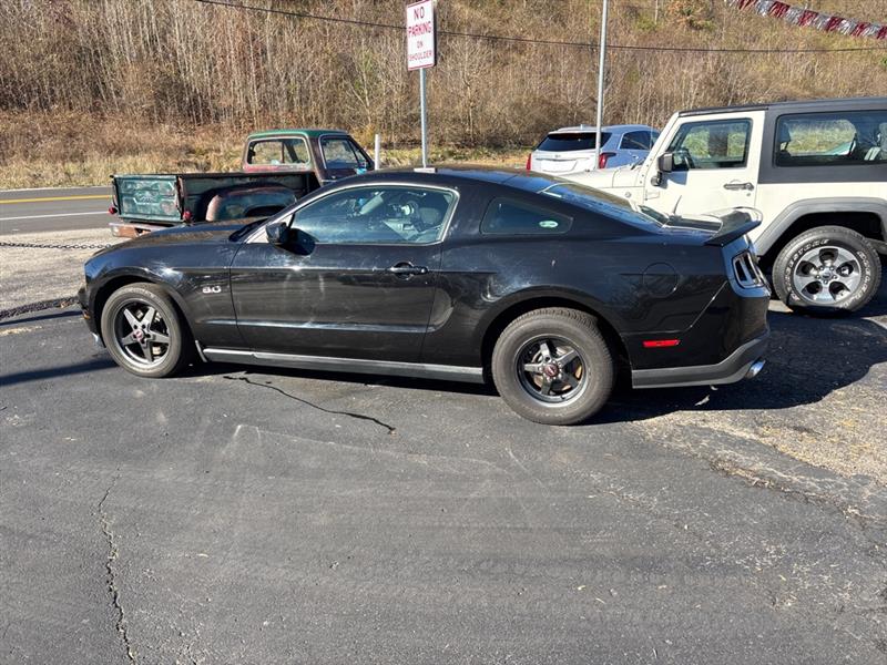 Ford Mustang GT Coupe 2012