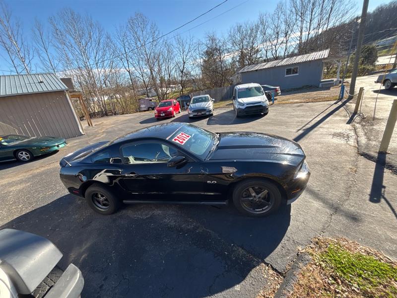 Ford Mustang GT Coupe 2012
