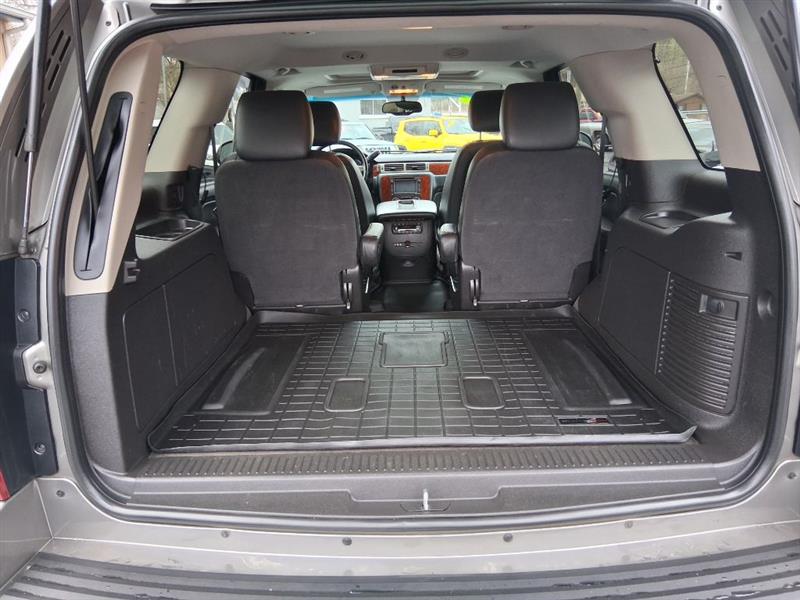 Chevrolet Tahoe LTZ 4WD 2012