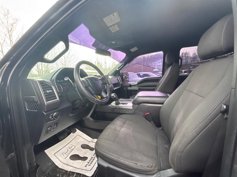 Ford F-150 XL SuperCrew 5.5-ft. Bed 4WD 2016