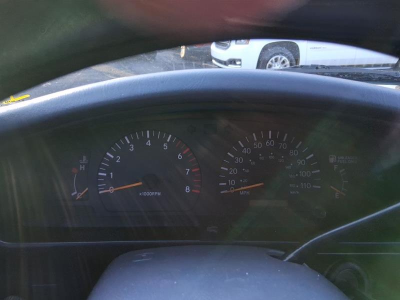 Toyota Tacoma Xtracab 2WD 2000