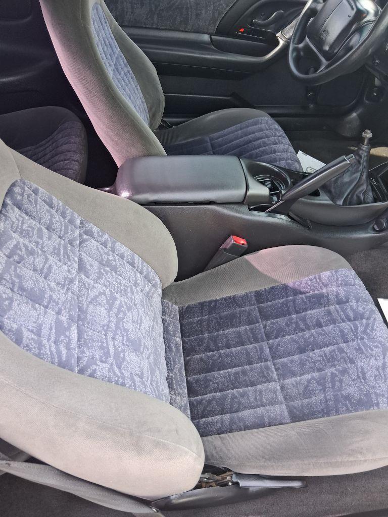 Chevrolet Camaro Coupe 2002